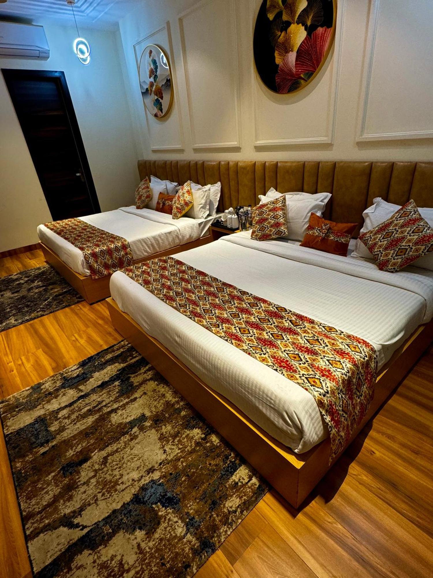 Hotel Heaven View - 50M From Golden Temple Амритсар Екстериор снимка